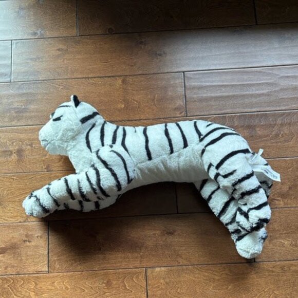 IKEA Onskad Large White Siberian Snow Tiger - Picture 1 of 3